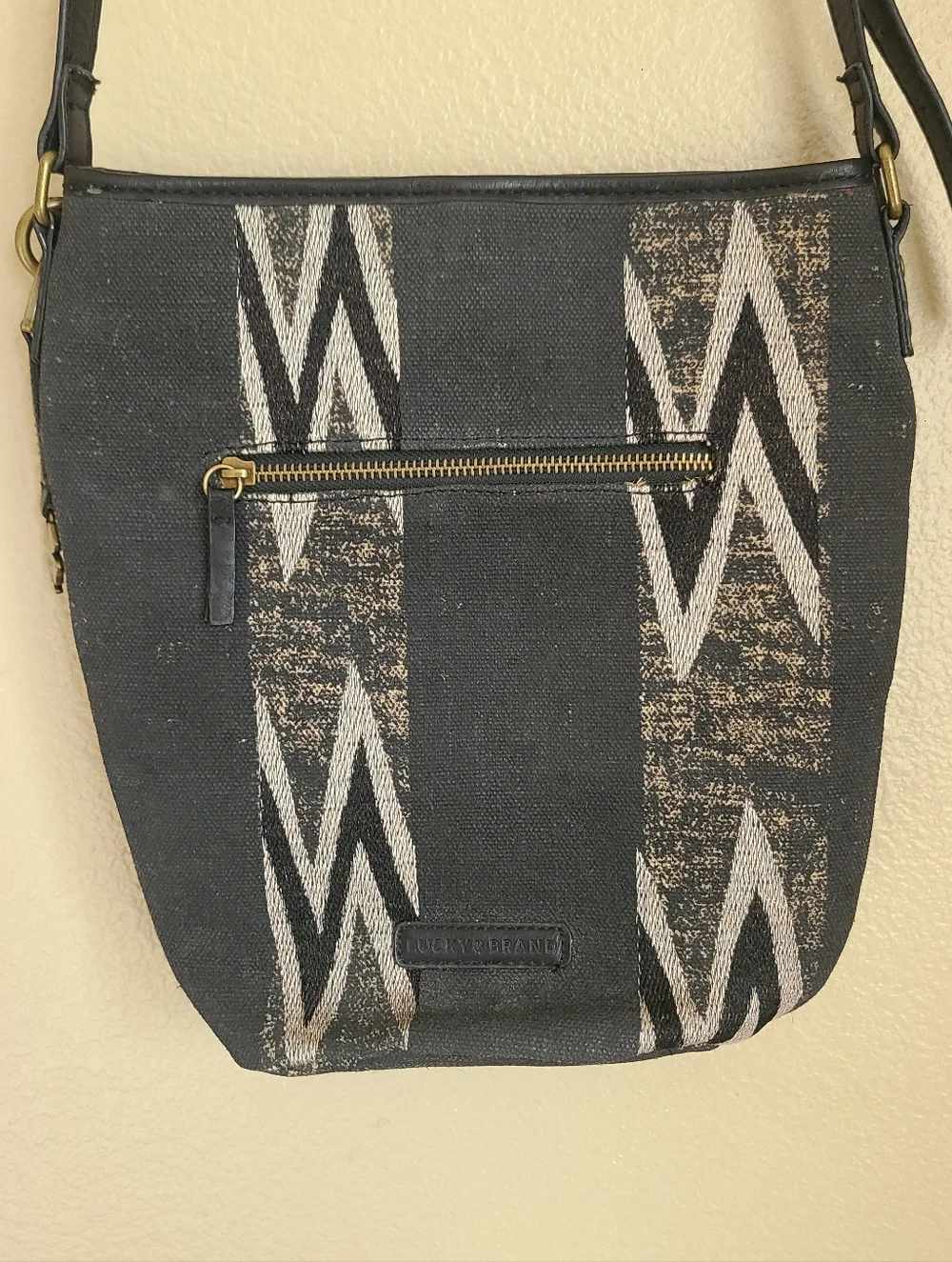 lucky brand aztec print canvas crossbody purse